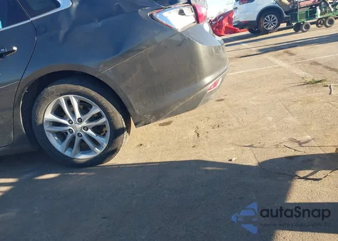 2018 Chevrolet Malibu Lt z USA, uszkodzony, nr VIN 1G1ZD5ST6JF127519